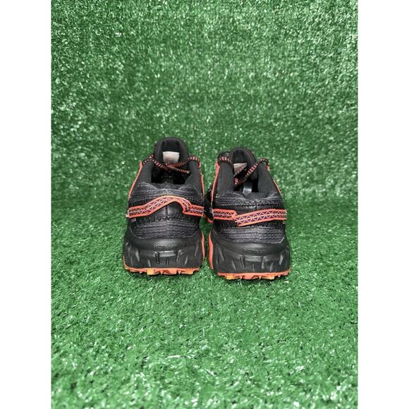 New Balance 410v6 Trail Shoe Women Size 8 Black Pink All Terrain Running Trainer - Picture 7 of 9